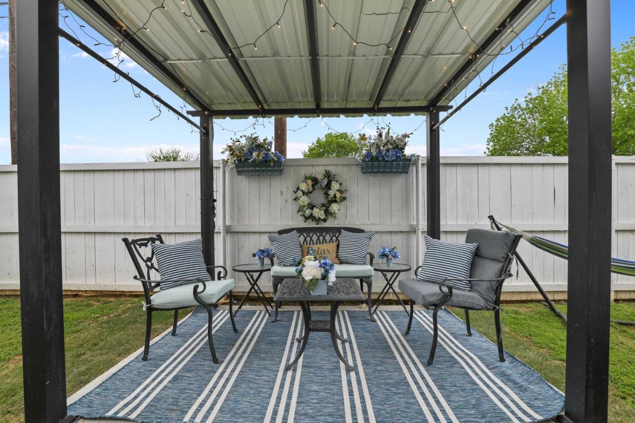 Pet-Friendly Lake Dallas Home Near Lewisville Lake Екстериор снимка