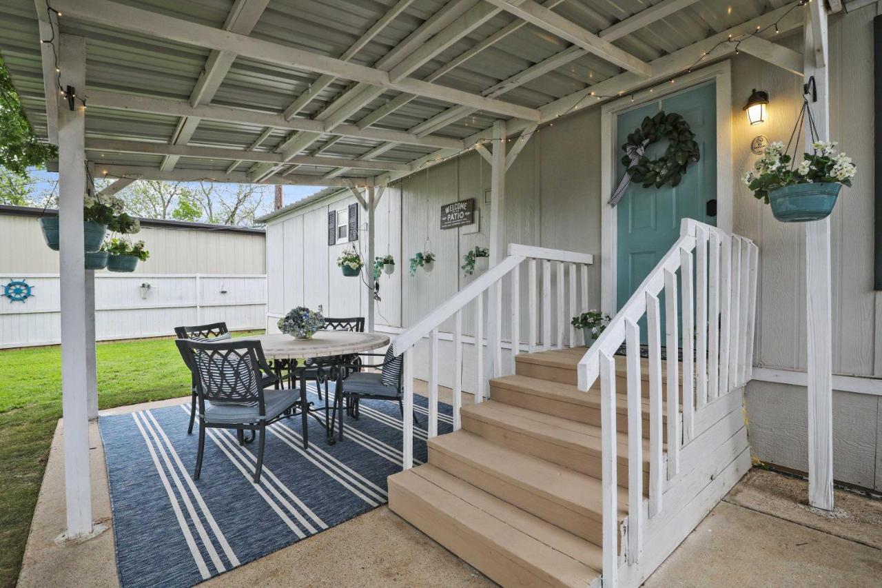 Pet-Friendly Lake Dallas Home Near Lewisville Lake Екстериор снимка